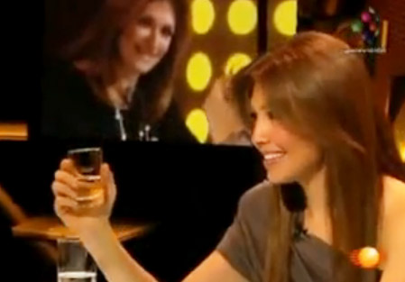 thalia_llega_a_mexico_abril_22_2010_entrevista_adela_micha_4_tequila thalia_llega_a_mexico_abril_22_2010_entrevista_adela_micha_4_tequila