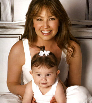 thalia_con_hija_sabrina_sakae_mottola_mottola_2_familia