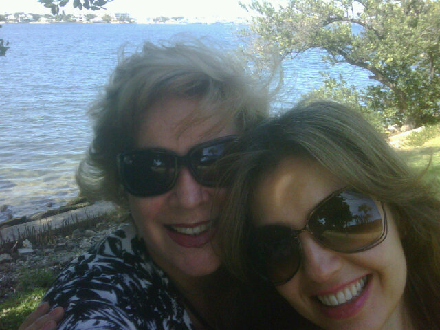 thalia_con_laura_zapata_palm_beach_3 thalia_con_laura_zapata_palm_beach_3