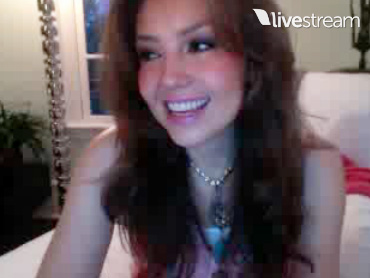 thalia_twitcam_twitter_febrero_12_2012_10 thalia_twitcam_twitter_febrero_12_2012_10