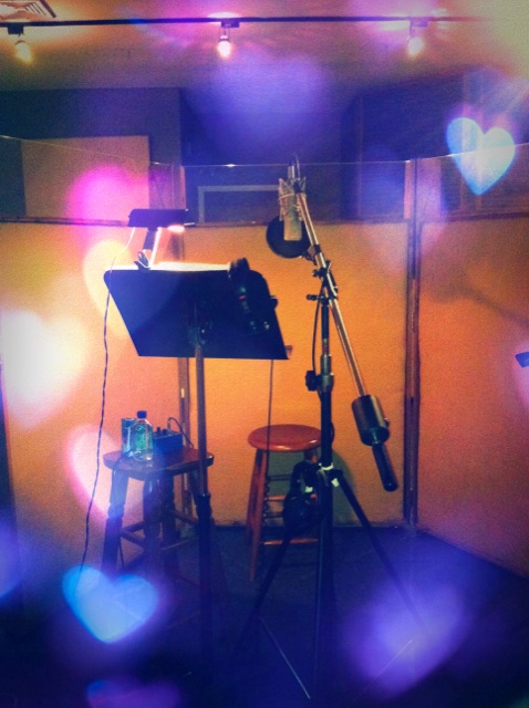 thalia_twitter_229_foto_thalia_febrero_21_2012_estudio_gracias_chespirito