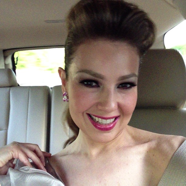 thalia_mottola_robin_hood_foundation_gala_mayo_14_2013_1